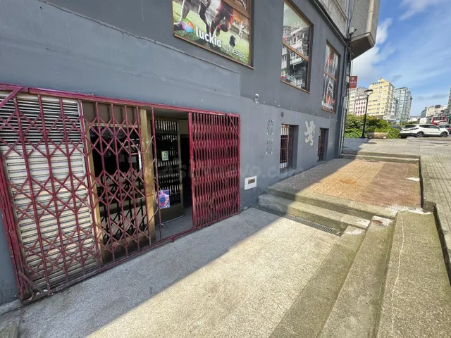 Local comercial 175m² en venta - Los Mallos-Juzgados-Estació