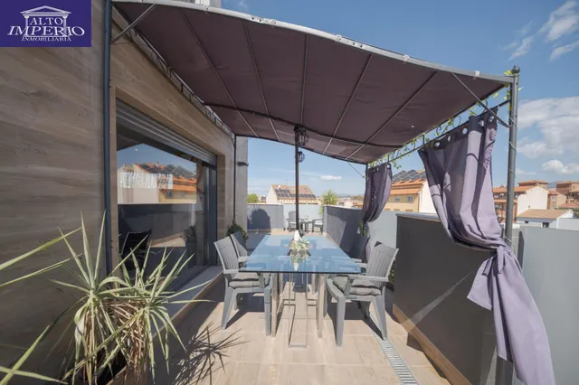 Ático dúplex con piscina en Maracena — 38