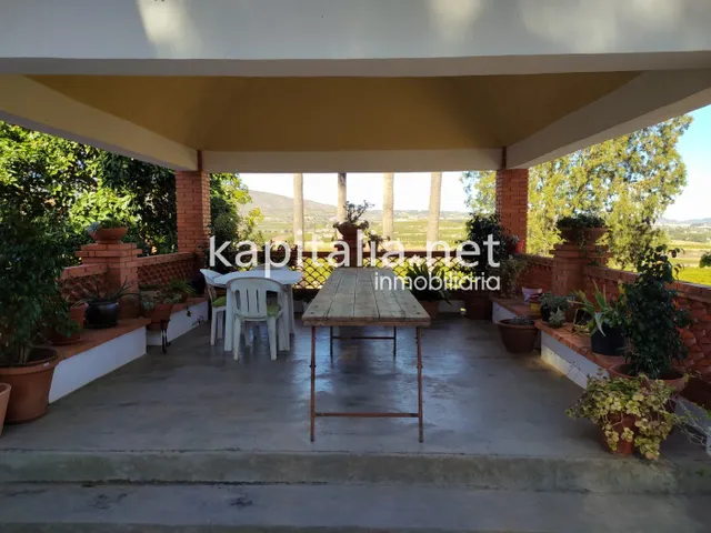 FINCA RÚSTICA A LA VENTA EN UN ENTORNO ÚNICO — 10