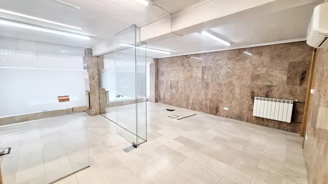 VENTA DE OFICINAS EN AVENIDA ESPAÑA - foto 2