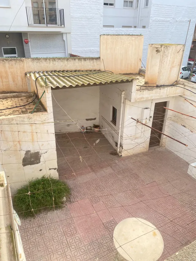 Oportunidad única, BAJO CON 80M DE PATIO — 7