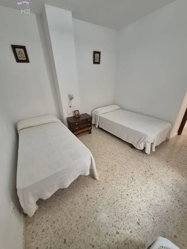 VENTA DE PISO EN ZONA CENTRO — 13