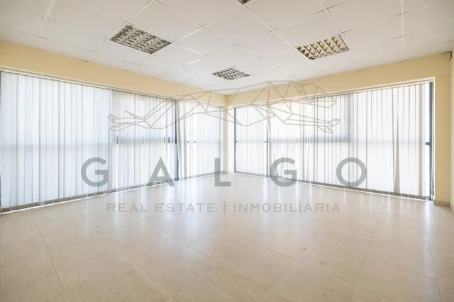 NAVE INDUSTRIAL LISTA PARA ENTRAR EN BENAGUACIL - foto 4