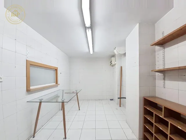 Nave industrial con despachos en venta en calle juan decon vado permanente vigente — 18