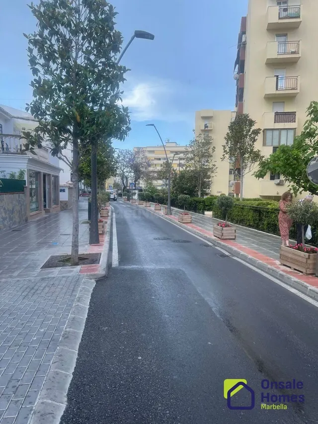 Local comercial 68m² en venta - Marbella Pueblo - foto 4