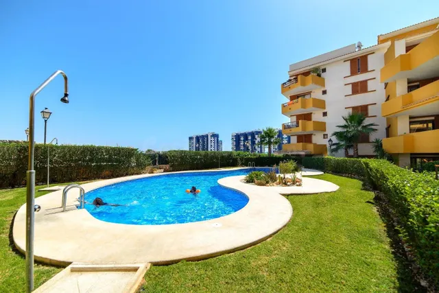 Apartamento Orientado al Sureste Punta Prima - foto 3
