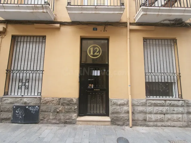Edificio 16 habitaciones en venta - Mercado - foto 2