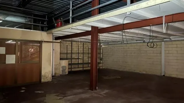 Nave industrial 430m² en venta - Ceuta — 16