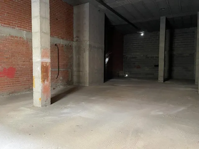 VENTA LOCAL ZONA PLAZA DE ABASTOS — 2
