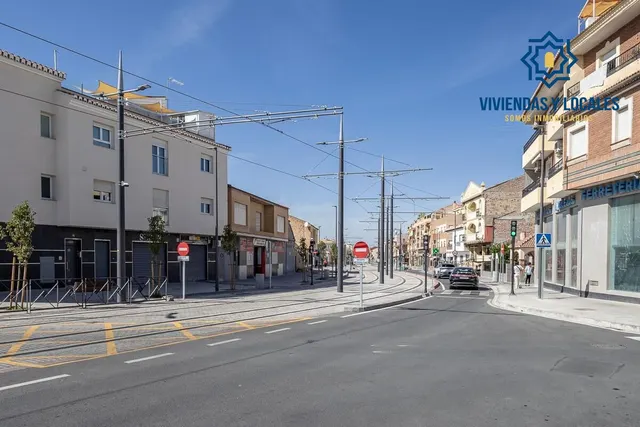 Amplia adosada en una de las mejores zonas de Churriana de la Vega — 45