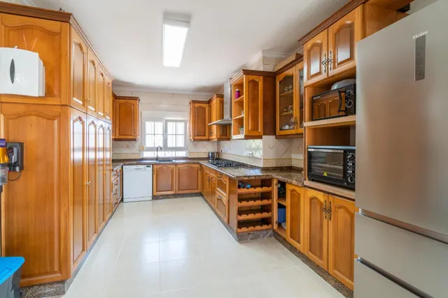 CHALET independiente con piscina privada y parcela de 809 m2 en Torreta Florida — 18