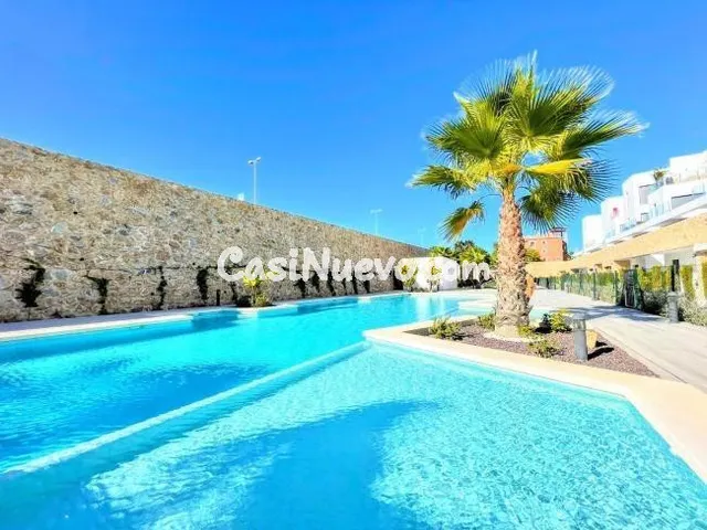 Elegante apartamento en planta baja con jardín privado en So - foto 3
