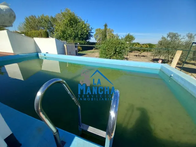 *250.000€*. inmobiliaria la mancha vende parcela urbana en urbanización riachuelos (Albacete). — 45