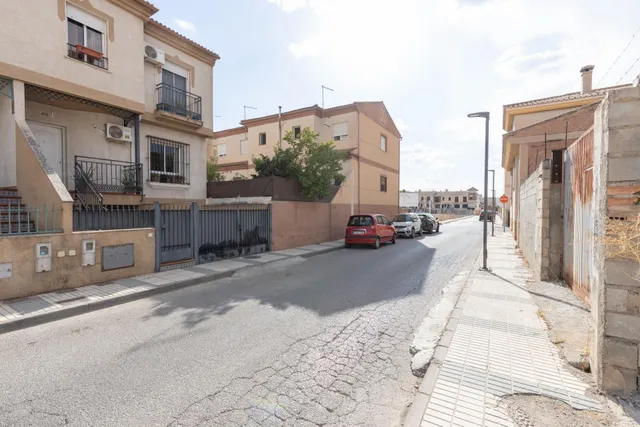 Adosado en Cijuela con buen acceso — 46