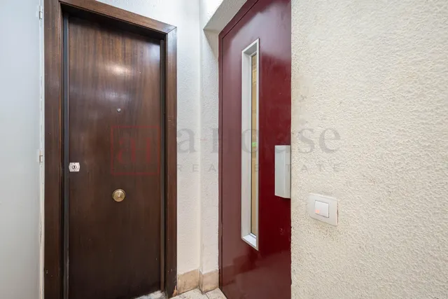 ÁTICO A REFORMAR CON BALCON EN LA VILA DE GRACIA — 31