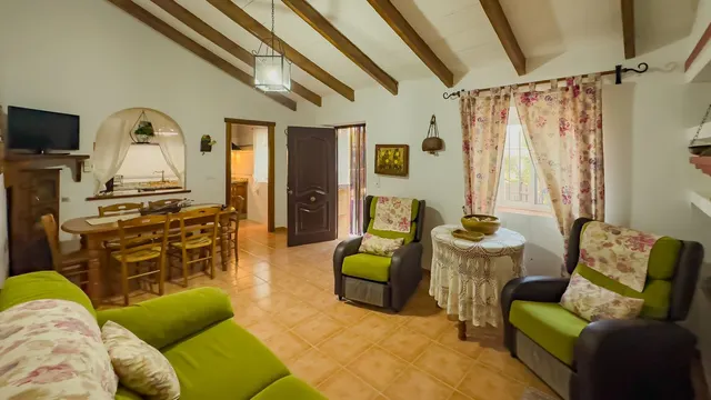Finca rústica 2 habitaciones 140m² en venta - Polígono - Alrededores - Pedanías — 9