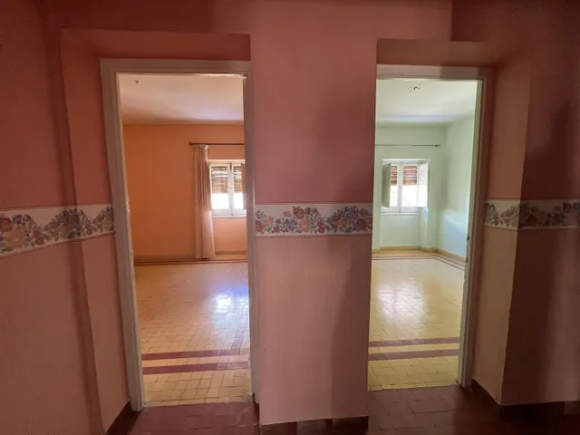 Estupendo piso de 4 habitaciones a reformar en el centro — 19
