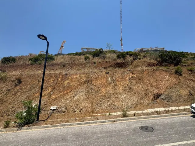 Parcela 547m² en venta - El Madroñal - foto 2