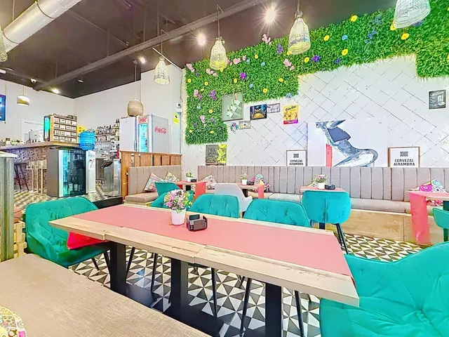 Traspaso bar-cafetería con terraza, Provençals del Poblenou — 14