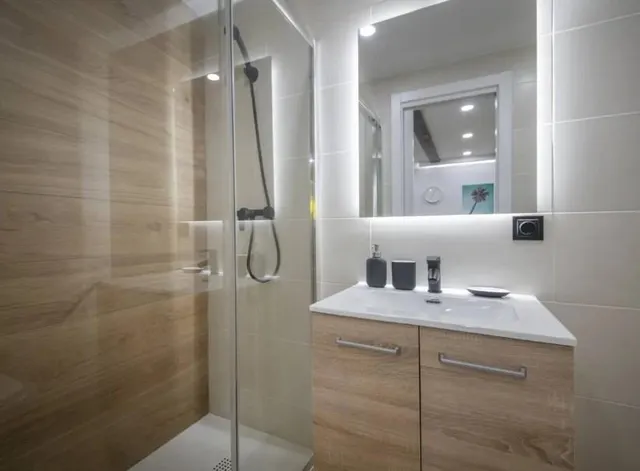 Planta baja 1 habitación 45m² en venta - Embajadores — 9