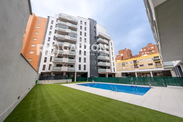 ¡¡¡¡ÁTICO DE NUEVA construcción EN RAMBLA AMATISTEROS!!!! - foto 2