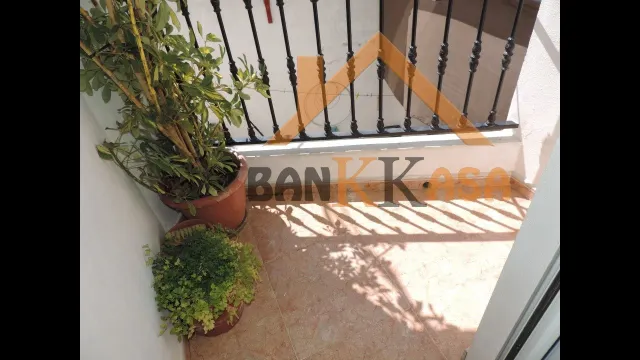SE VENDE PISO BAJO EN ALCOLEA ZONA LA HERMITA — 20