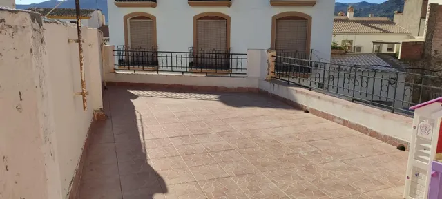 SE VENDE  CASA EN CANTORIA ( ALMERÍA ), DE 5 habitaciones Y GARAJE. — 26