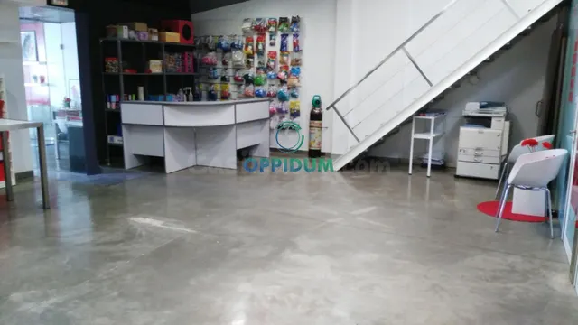 Local comercial polivalente de 153 m2 a pie de calle en ubic - foto 4