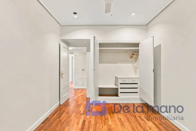VIVIENDA SEÑORIAL ACTUALIZADA IDEAL PARA PAREJAS CON O SIN HIJOS — 19