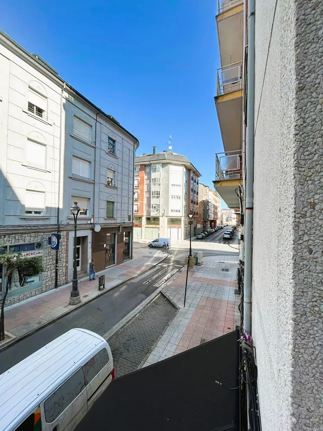 SE VENDE APARTAMENTO REFORMADO EN EL CENTRO DE PONFERRADA — 21