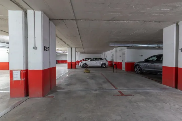 Plaza de garaje en urbanización privada pts — 3
