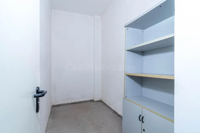 Local comercial 233m² en venta - Luis Montoto - Santa Justa - foto 4