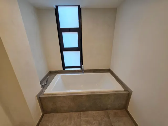 Exclusiva vivienda a estrenar en Castellón sin muebles — 28