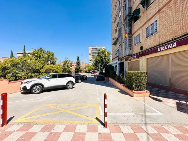 LOCAL 60 M2 JUNTO A ALCAMPO – 2 ESPACIOS INDEPENDIENTES – 1 ALQUILADO — 11