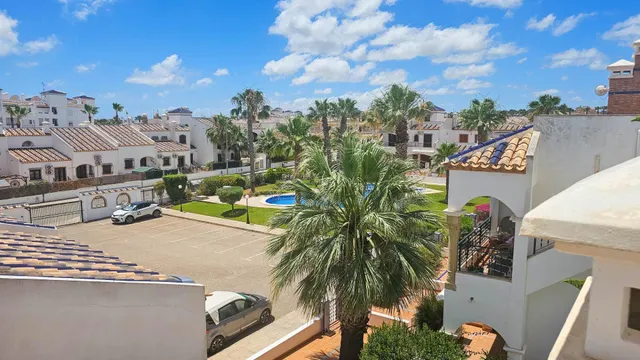 Casa 2 habitaciones 97m² en venta - PAU 8 — 12