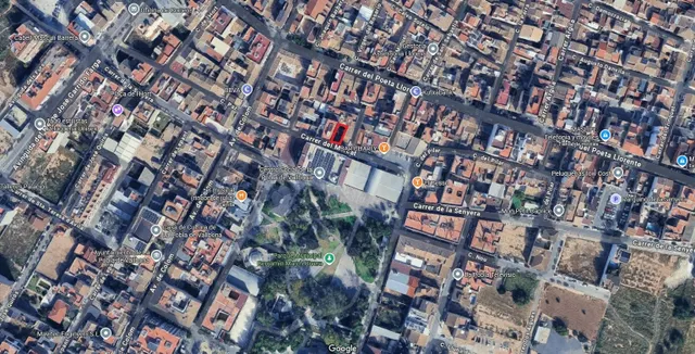 Solar urbano de 157m2 en el centro de la Pobla de Vallbona - foto 2