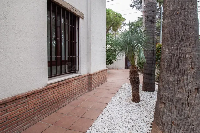 ¡Tu nuevo hogar en Bormujos! Magnífico chalet en alquiler con patio. — 4