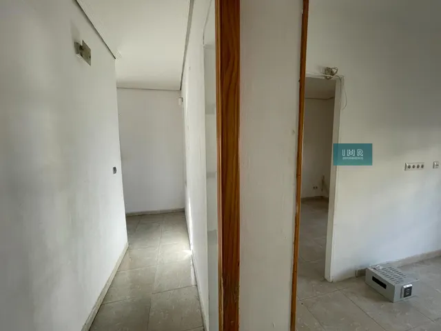¡OPORTUNIDAD! Luminoso piso de 3 dorm. con terraza en la zona residencial de Torreblanca — 9