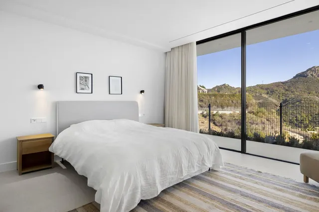 Villa 6 habitaciones 480m² en alquiler - Costa del Sol — 45