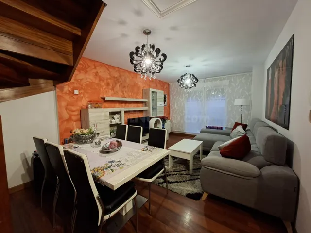 EXCLUSIVO DÚPLEX EN TORRELAVEGA; ESPACIO, COMODIDAD Y FUNCIO - foto 2