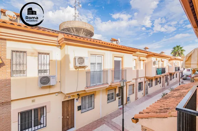 OPORTUNIDAD EN VENTA DE CASA ADOSADA DE 3 DORMITORIOS EN VEGAS DEL GENIL — 7