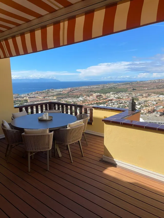🌅 Exclusivo Ático Dúplex en el Paraíso – Lujo, Confort y Vis