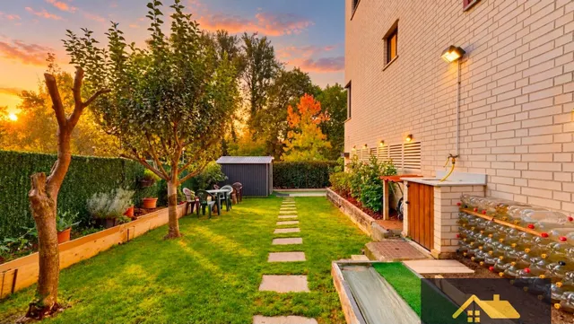 Se vende Bajo de 150m2 con jardín de 140m2 y 2 piscinas comunitarias en Sopuerta, Vizcaya — 41