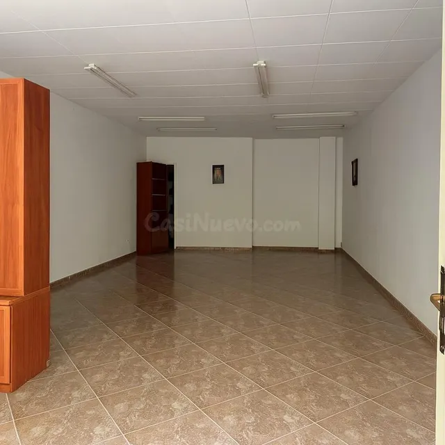 LOCAL COMERCIAL EN EL CENTRO DE ROSES