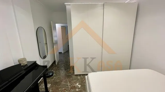 AMPLIO PISO DE 3 DORMITORIOS — 18
