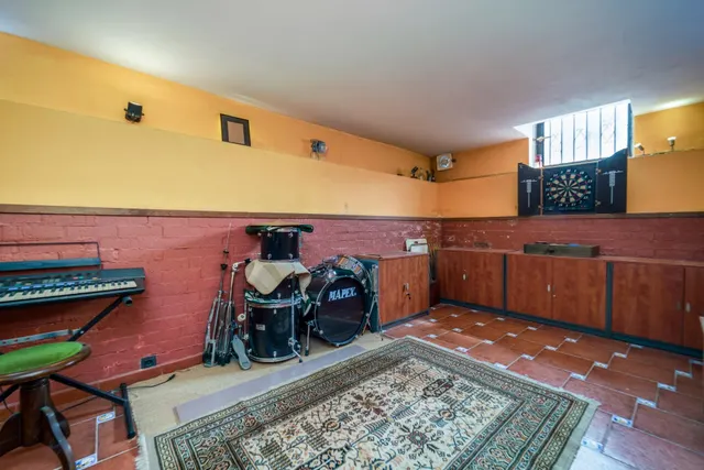 Pareado 6 habitaciones 331m² en venta - El Plantío — 45