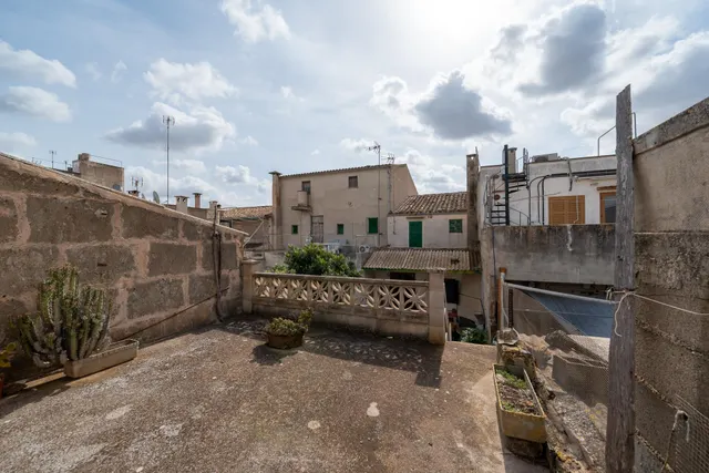 Casa de pueblo en Campos. — 28