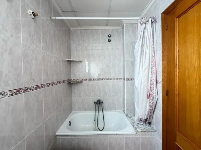 Apartamento 2 habitaciones 72m² en venta - Estacion de autobuses — 14