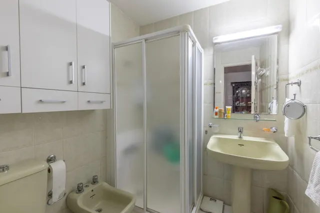 EXCLUSIVA VIVIENDA SEÑORIAL EN ANGEL GANIVET, EN PLENO CORAZON DE GRANADA — 46