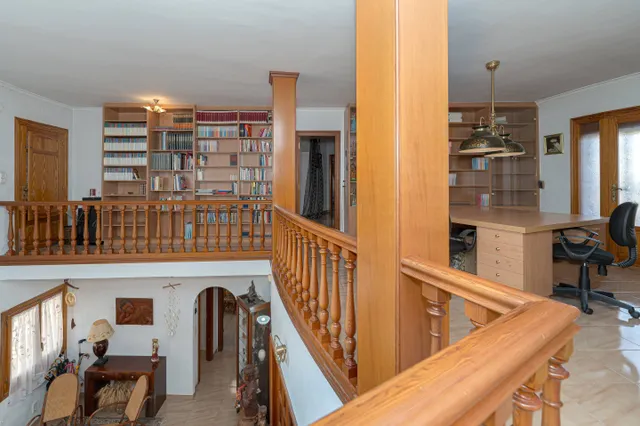 Villa mediterránea con vistas al valle a la venta en el centro de Alcalalí — 34